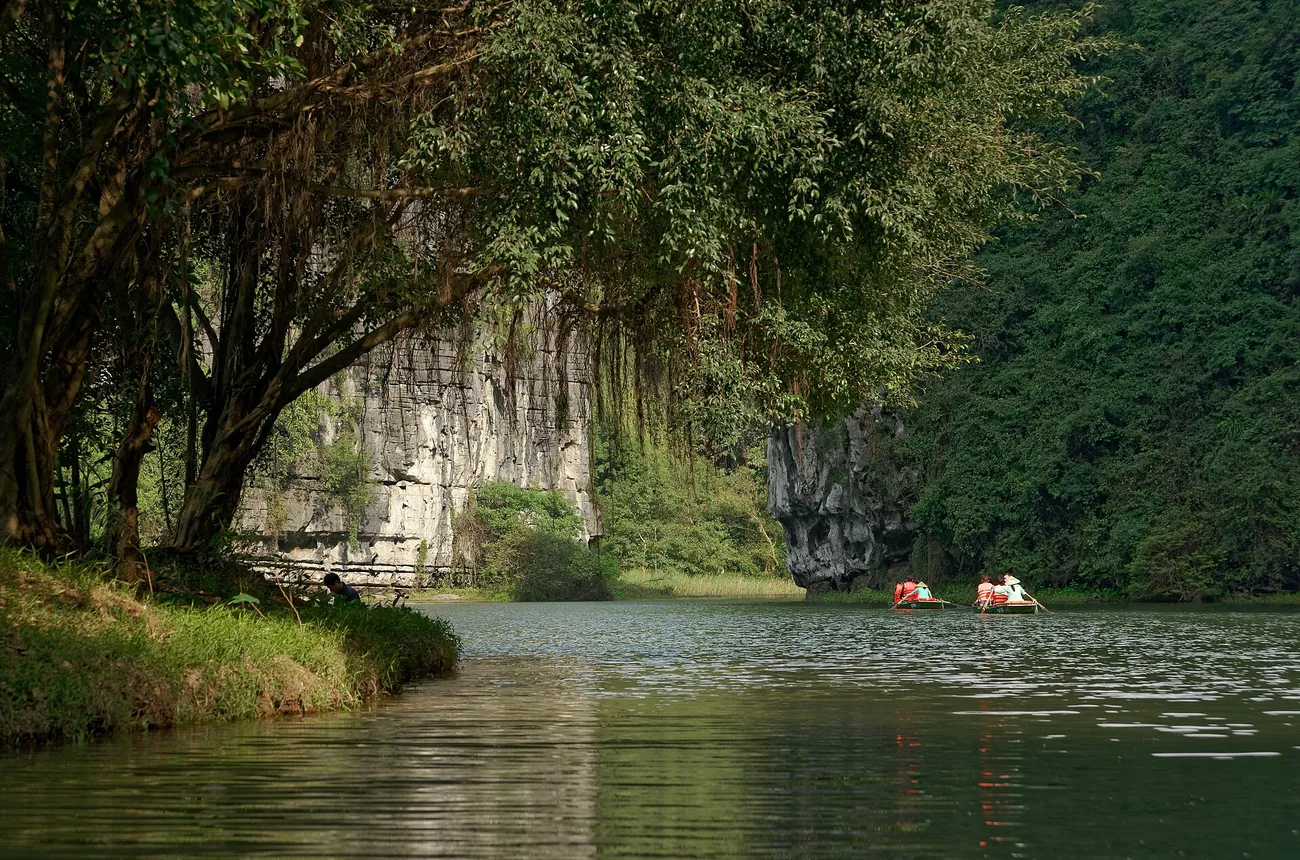 Ninh Bình – "Hạ Long trên cạn": Tràng An, Tam Cốc, Bái Đính trong 1 ngày